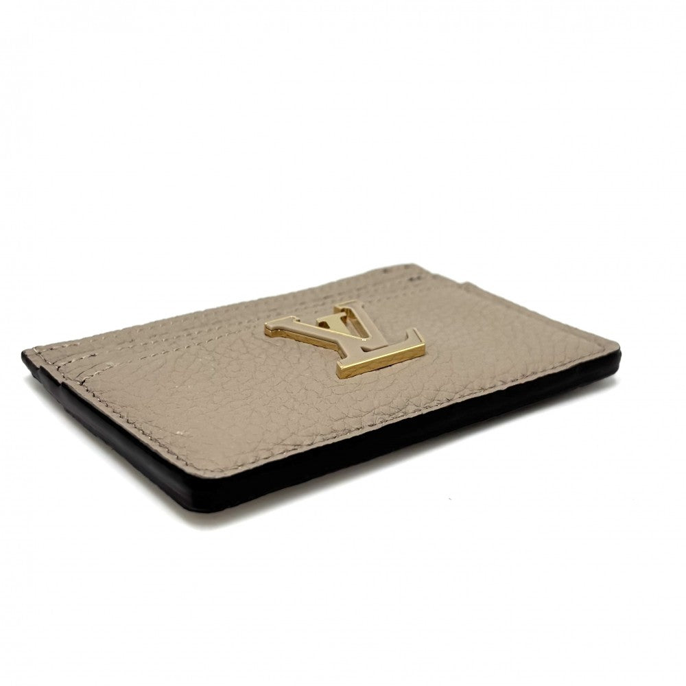 【開店SALE】 LOUIS VUITTON ルイヴィトン カードケース ポルト カルト・カプシーヌ 定期入れ 小物 ベージュ パスケース M11458 トリヨンレザー ガレ ゴールド金具 レディース【中古品】