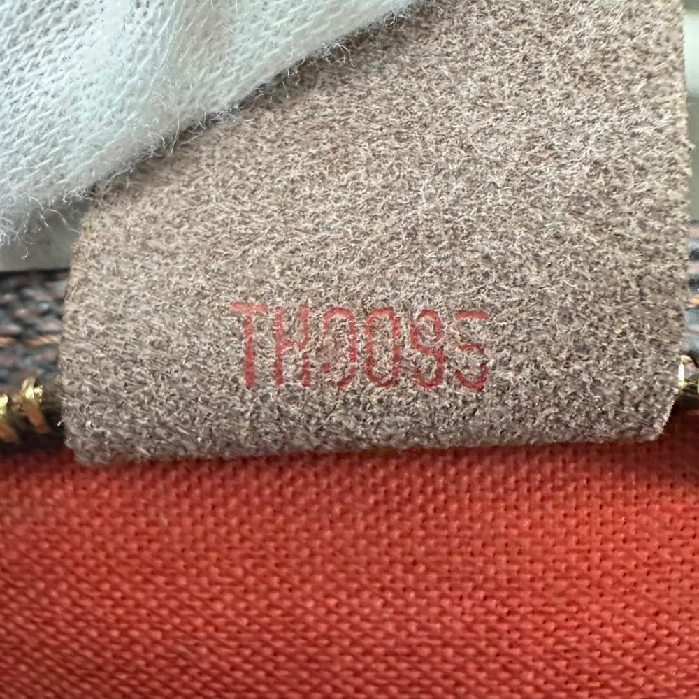 LOUIS VUITTON ルイヴィトン ハンドバッグ ダミエ・エベヌ トゥルース・メイクアップ アクセサリーポーチ N51982 ダミエキャンバス ブラウン 茶 ゴールド金具 レディース【中古品】