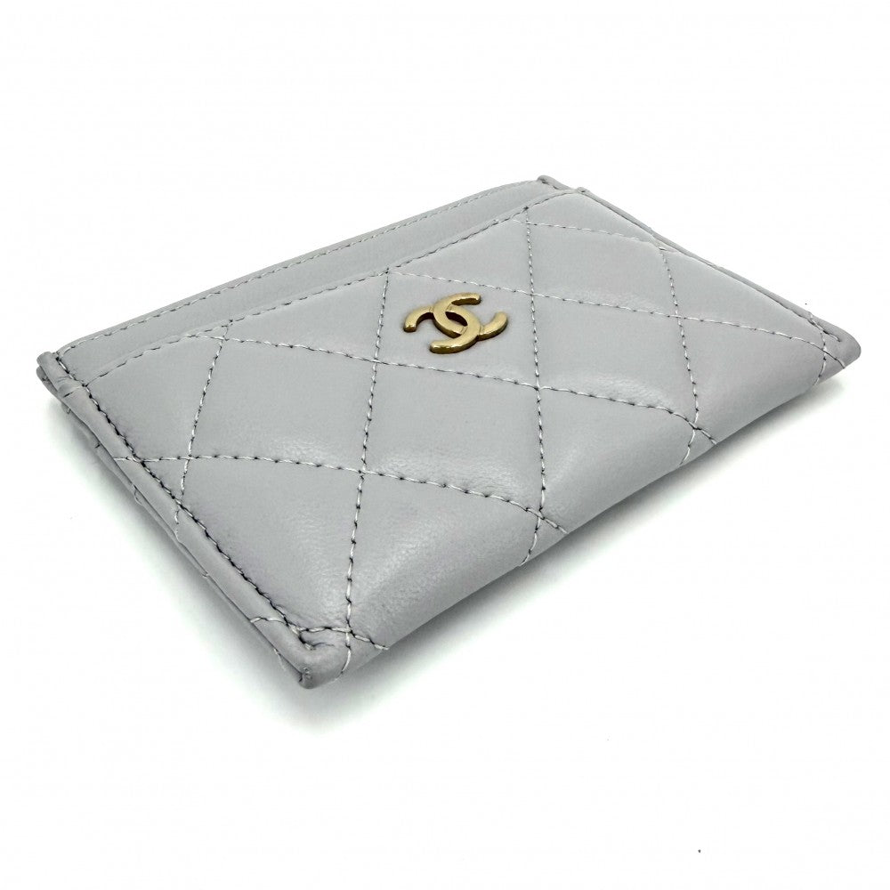 CHANEL シャネル カードケース マトラッセ ココマーク 定期入れ パスケース 小物 クラシックカードホルダー ラムスキン グレー ゴールド金具 レディース【中古品】