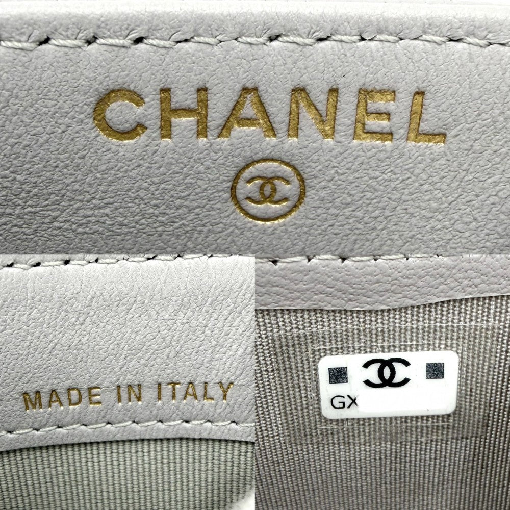 CHANEL シャネル カードケース マトラッセ ココマーク 定期入れ パスケース 小物 クラシックカードホルダー ラムスキン グレー ゴールド金具 レディース【中古品】