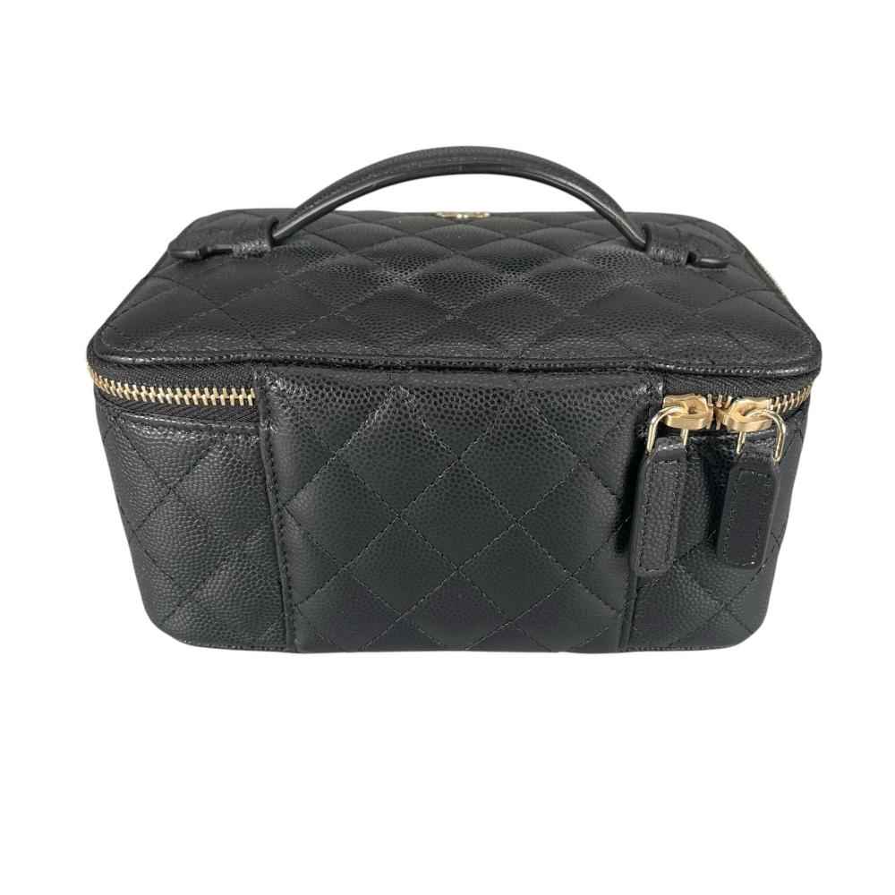 CHANEL シャネル ポーチ バニティ アクセサリーポーチ 29番台 ココマーク ブラック 黒 ゴールド金具 レディース 235年【中古品】
