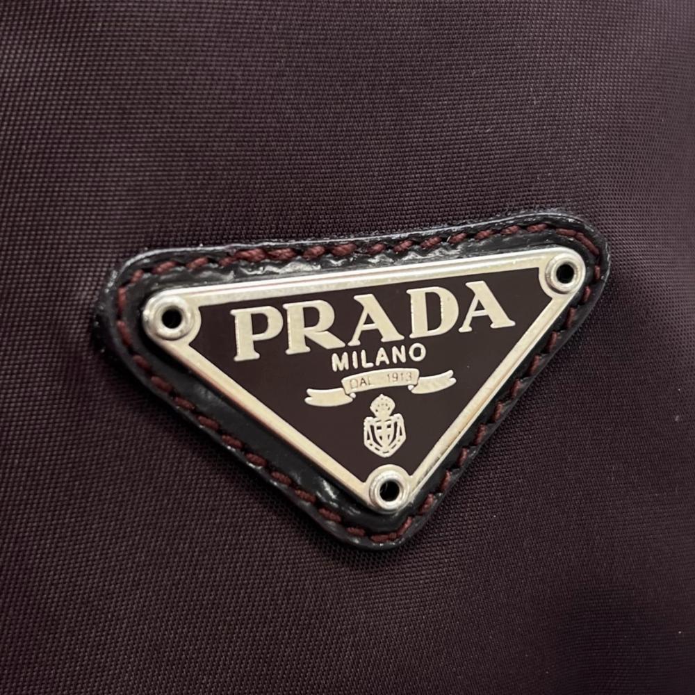 PRADA プラダ ポーチ ヴェラ 三角ロゴ 巾着 MV369 ナイロン バーガンディー シルバー金具 レディース【中古品】