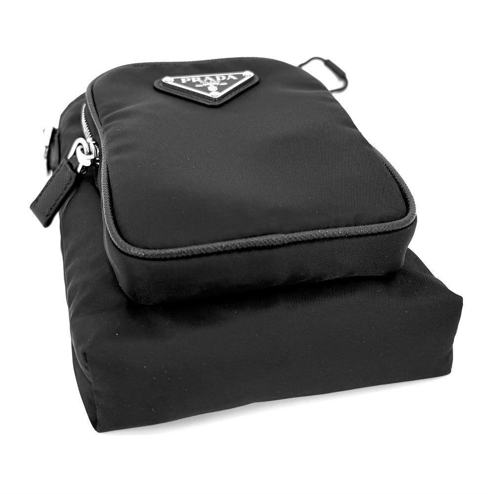 PRADA プラダ ショルダーバッグ スマートフォンケース トライアングルロゴ 2ZH155 ナイロン レザー ブラック 黒 シルバー金具 ユニセックス【中古品】