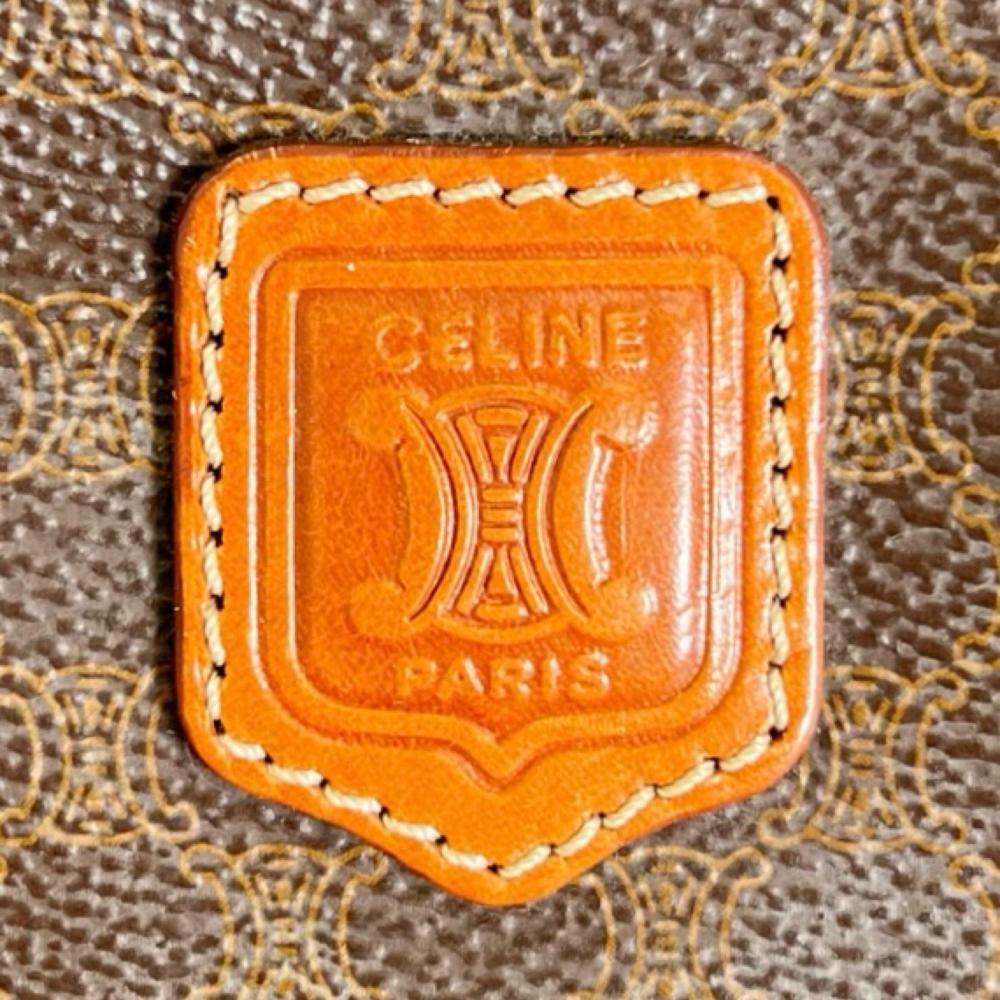 CELINE セリーヌ ポーチ マカダム ロゴ入り PVCコーティングキャンバス カーフ ブラウン 茶 ゴールド金具 レディース【中古品】
