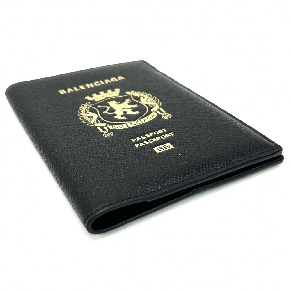 BALENCIAGA バレンシアガ パスポートケース ロゴプリント カードケース 787742 レザー ブラック 黒 ゴールド ユニセックス【中古品】