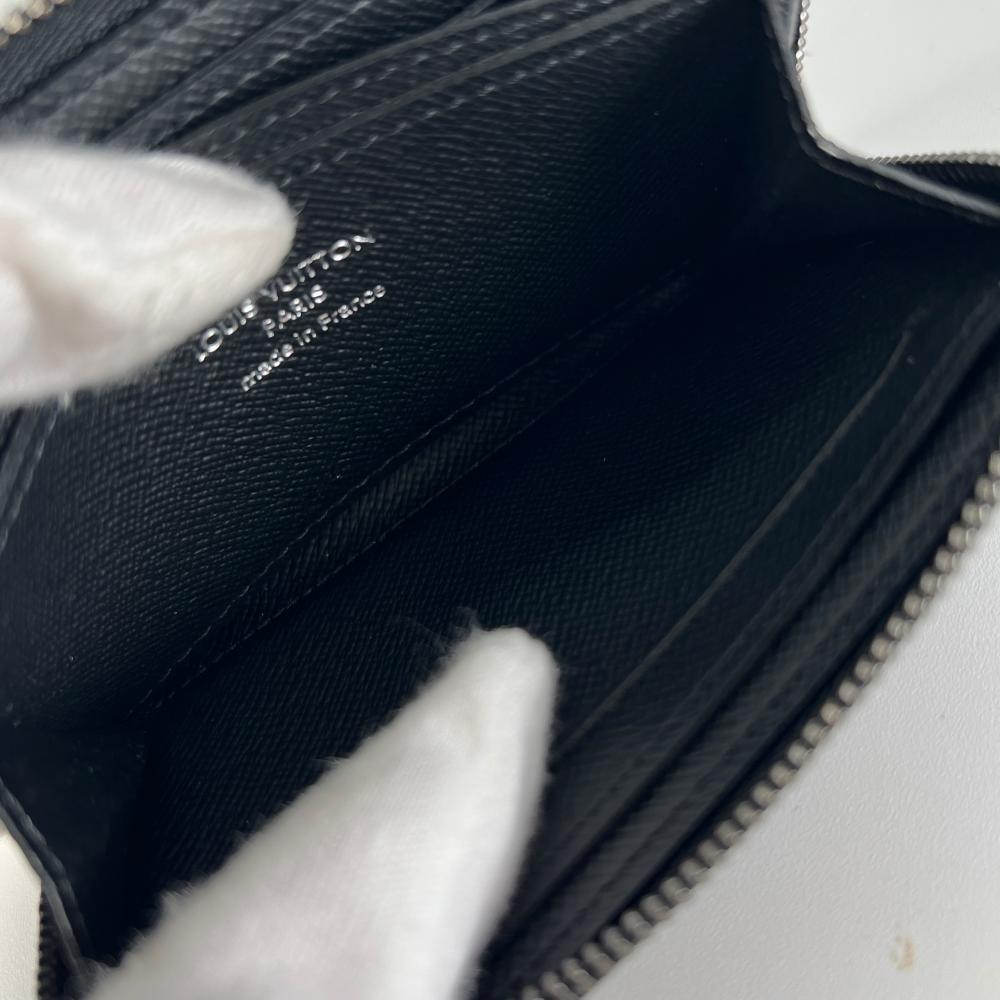 LOUIS VUITTON ルイヴィトン コインケース モノグラムエクリプス ジッピーコインパースヴェルティカル M81662 ブラック 黒 シルバー金具 メンズ【中古品】