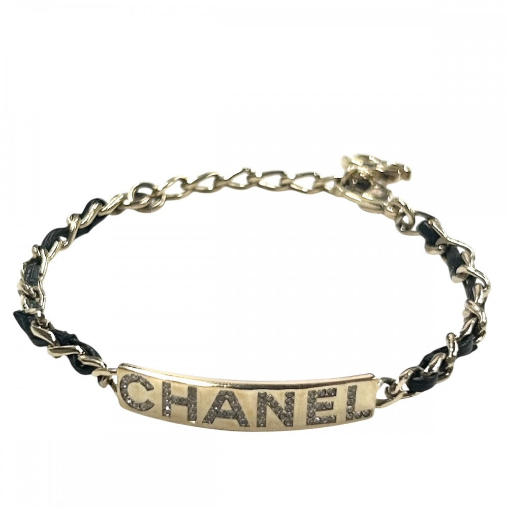 【開店SALE】 CHANEL シャネル ブレスレット チェーン ロゴプレート アクセサリー ココマーク GP ラインストーン レザー B20B ブラック 黒 ゴールド金具 レディース 約10.3g 2020年【中古品】