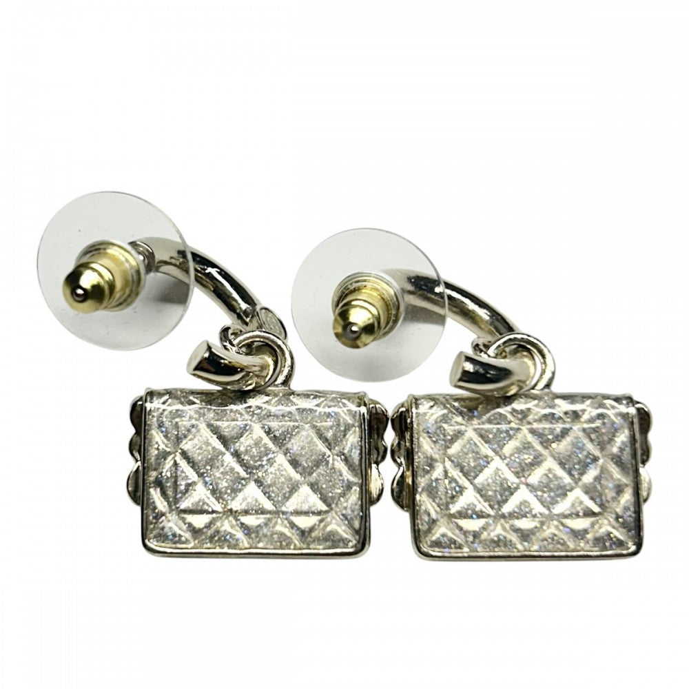 【開店SALE】 CHANEL シャネル ピアス フープ マトラッセ アクセサリー スイング ココ バックモチーフ ラメ GP C24B ライトゴールド レディース 約13.7g 2024年【中古品】