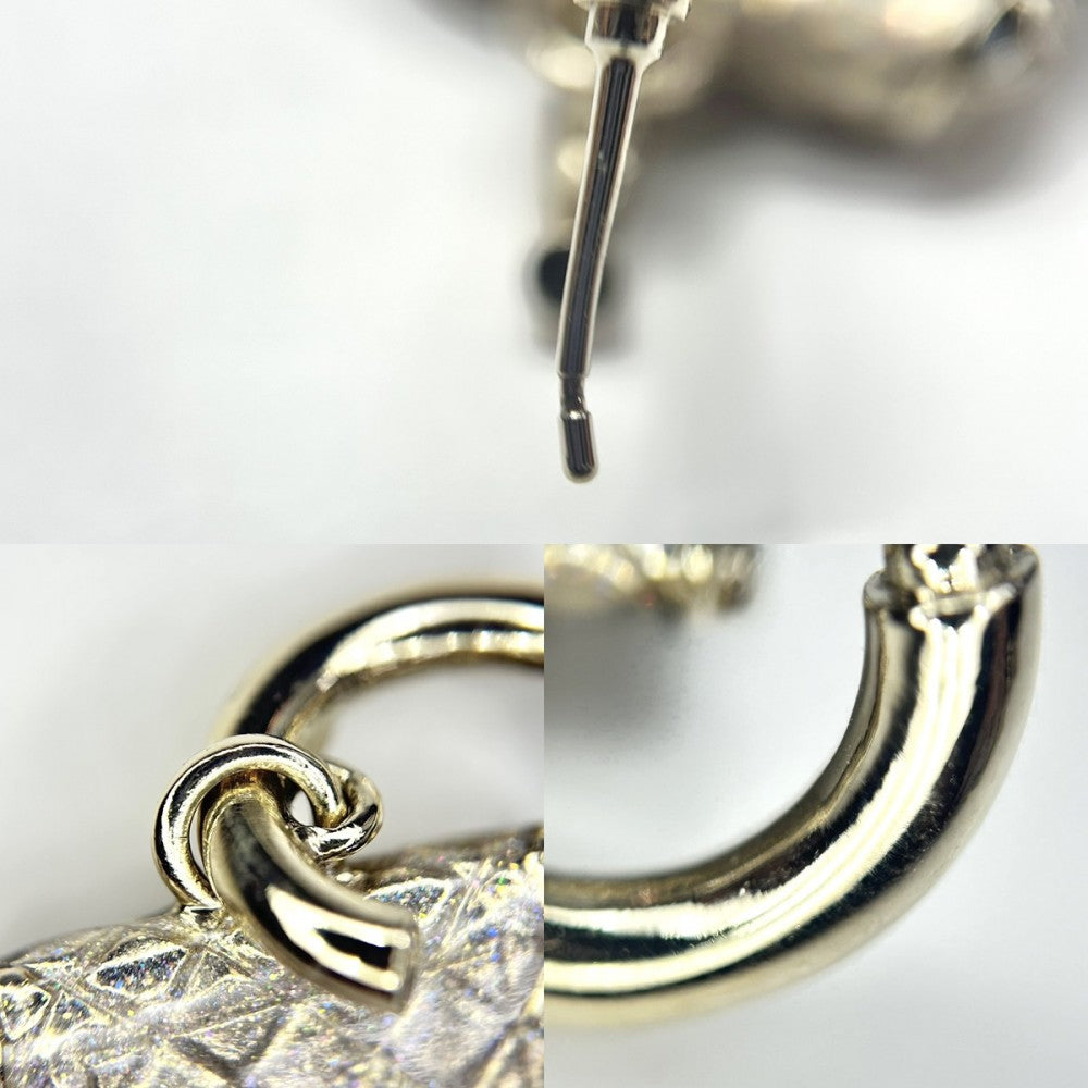 【開店SALE】 CHANEL シャネル ピアス フープ マトラッセ アクセサリー スイング ココ バックモチーフ ラメ GP C24B ライトゴールド レディース 約13.7g 2024年【中古品】