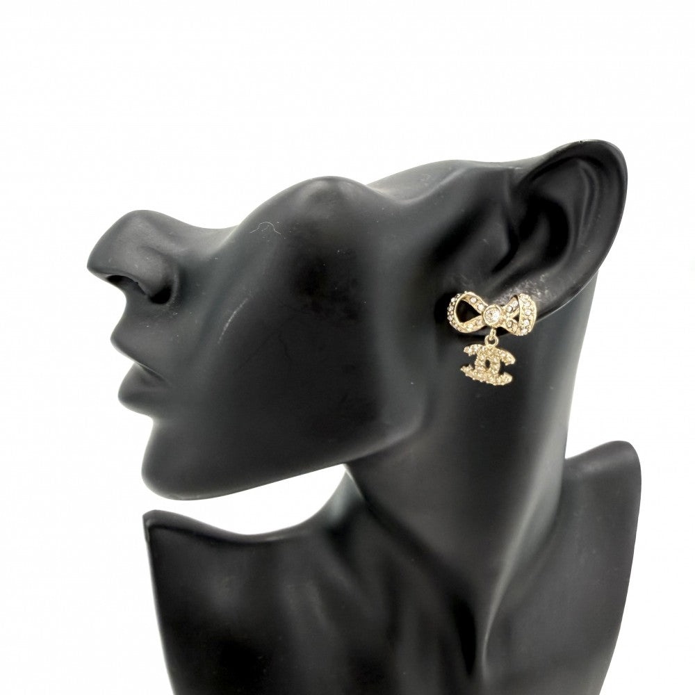 CHANEL シャネル ピアス リボン ココマーク アクセサリー スイング GP ラインストーン B14P ゴールド レディース 約5.7g 2014年【中古品】