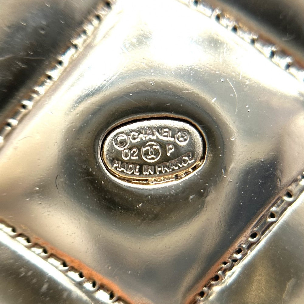 CHANEL シャネル ブローチ マトラッセ バッグモチーフ ココマーク ココ アクセサリー GP 02P ゴールド レディース 約33.7g 2002年【中古品】