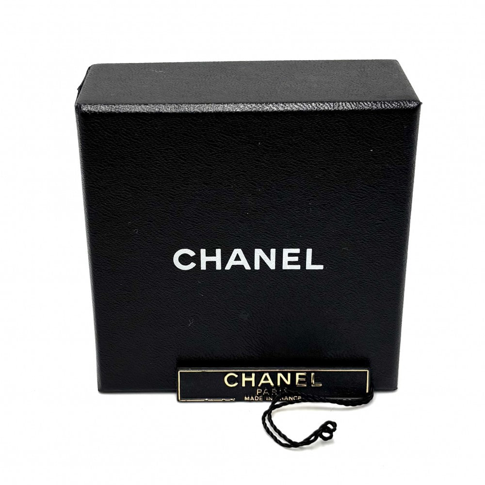CHANEL シャネル ブローチ ココマーク ターンロックデザイン アクセサリー GP 96P ゴールド レディース 約16.1g 1996年【中古品】