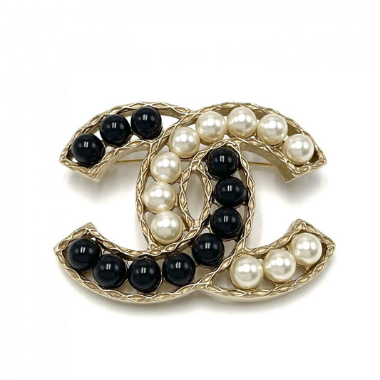 【開店SALE】 CHANEL シャネル ブローチ ココマーク アクセサリー GP フェイクパール A16B ホワイト 白 ブラック 黒 レディース 約27.3g 2016年【中古品】