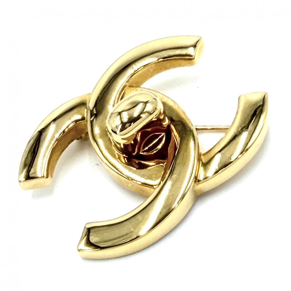CHANEL シャネル ブローチ ココマーク ターンロックデザイン アクセサリー GP 96P ゴールド レディース 約16.8g 1996年【中古品】