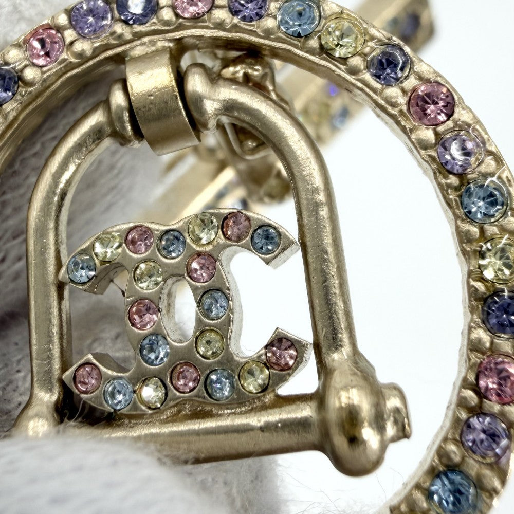 CHANEL シャネル ブローチ ココマーク リボン スイング アクセサリー ラインストーン GP 06A ゴールド マルチカラー レディース 約10.7g 2006年【中古品】