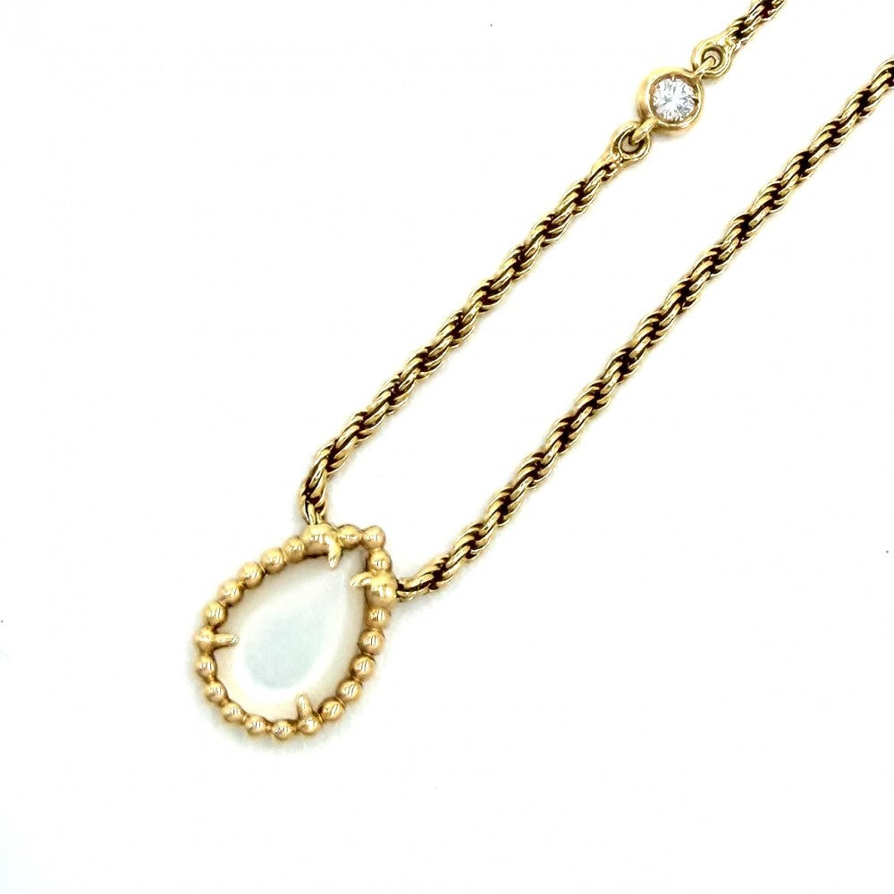 Boucheron ブシュロン ネックレス セルパンボエム アクセサリー ペンダント SERPENT BOHÈME エクストラスモール ジュエリー Au750 18金YG K18イエローゴールド ホワイトマザーオブパール0.75ct JPN00626 ゴールド ホワイト 白 レディース 約4.5g【中古品】