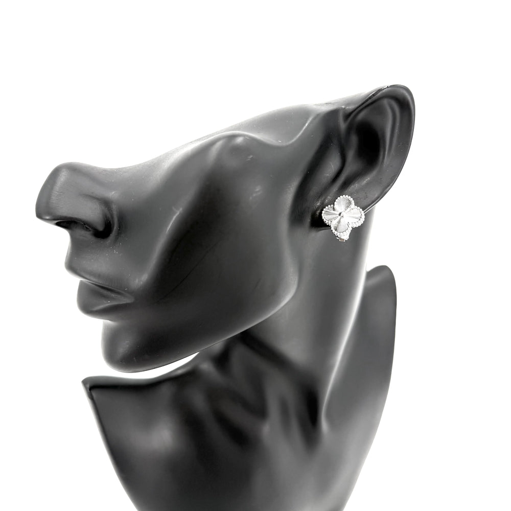 Van Cleef & Arpels ヴァンクリーフ＆アーペル ピアス ギヨシェ ヴィンテージアルハンブラ 18金YG Au750 ジュエリー アクセサリー K18ホワイトゴールド VCARP9XF00 レディース 約10g【中古品】
