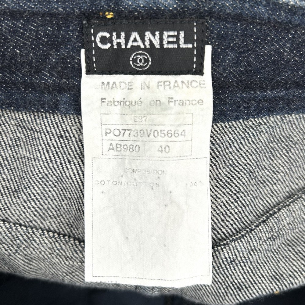 【開店SALE】 CHANEL シャネル スカート デニムミニスカート ココボタン ボトムス ヴィンテージ ココマーク アパレル 服 40 ネイビー 紺 シルバー金具 オールシーズン コットン レディース【中古品】