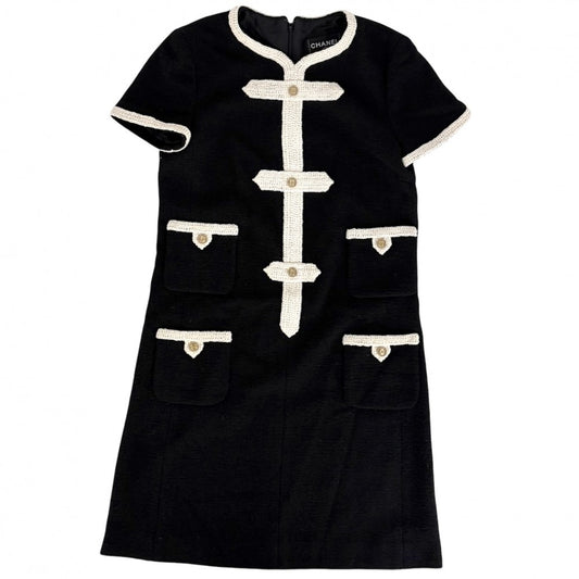 【秋物特集】 CHANEL シャネル ワンピース バイカラー 半袖 ココマーク ヴィンテージ アパレル 服 38 ブラック 黒 アイボリー 春 秋 ウール ナイロン レディース 2005年【中古品】