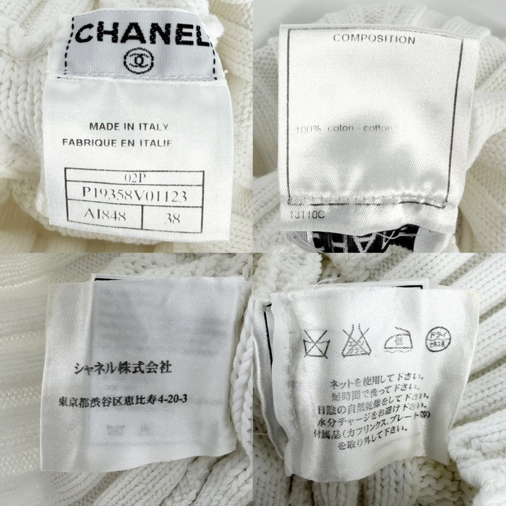 CHANEL シャネル ニット タートルネック ノースリーブ ロゴプレート アパレル 服 38 ホワイト 白 春 秋 コットン レディース【中古品】