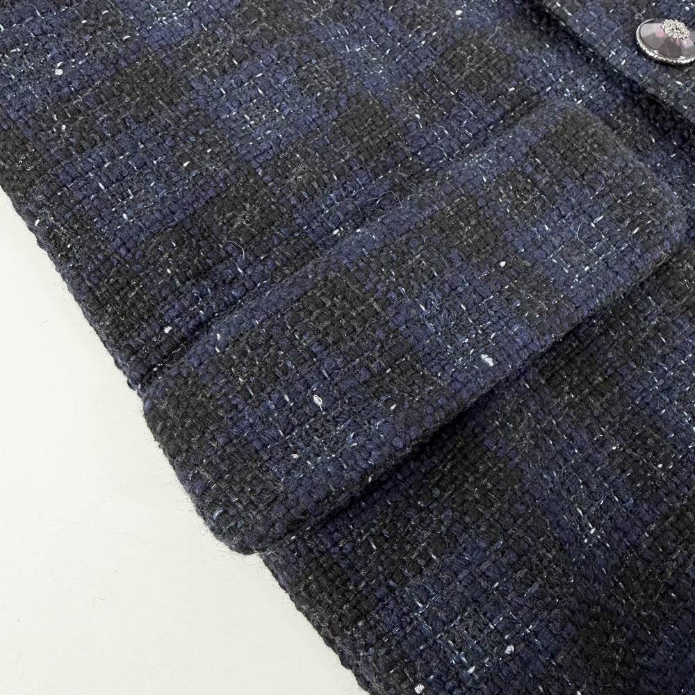 【秋物特集】 CHANEL シャネル コート ダブルブレスト ツイード ビジューライオンボタン 24AW アパレル 服 34 P77689V47754 ネイビー 紺 秋 冬 ウール アクリル ポリアミド ポリエステル レーヨン レディース【中古品】