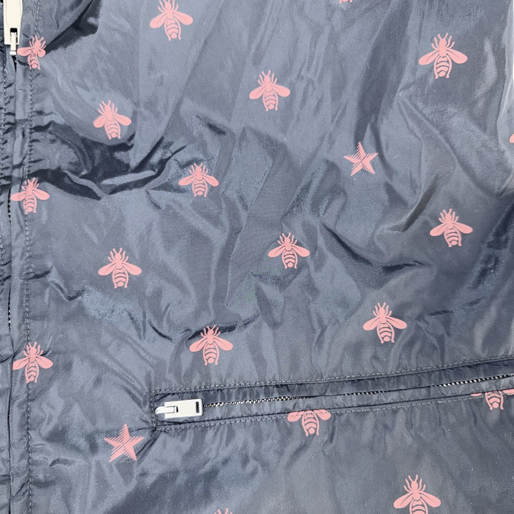GUCCI グッチ ブルゾン Bee 蜂 ジャケット アウター アパレル 服 フード付き 46 ネイビー 紺 レッド 赤 シルバー金具 春 秋 ナイロン メンズ【中古品】