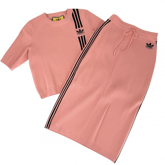 GUCCI グッチ セットアップ アディダスコラボ 半袖ニット ロングスカート adidas M 693809/697710 ピンク ブラック 黒 春 夏 レーヨン ポリエステル ナイロン ポリウレタン レディース【中古品】