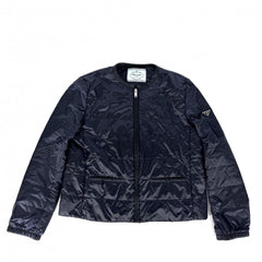 PRADA プラダ ブルゾン ノーカラーダウンジャケット アウター 服 トライアングルロゴ アパレル 44 ネイビー 紺 シルバー金具 春 秋 ポリアミド レディース【中古品】