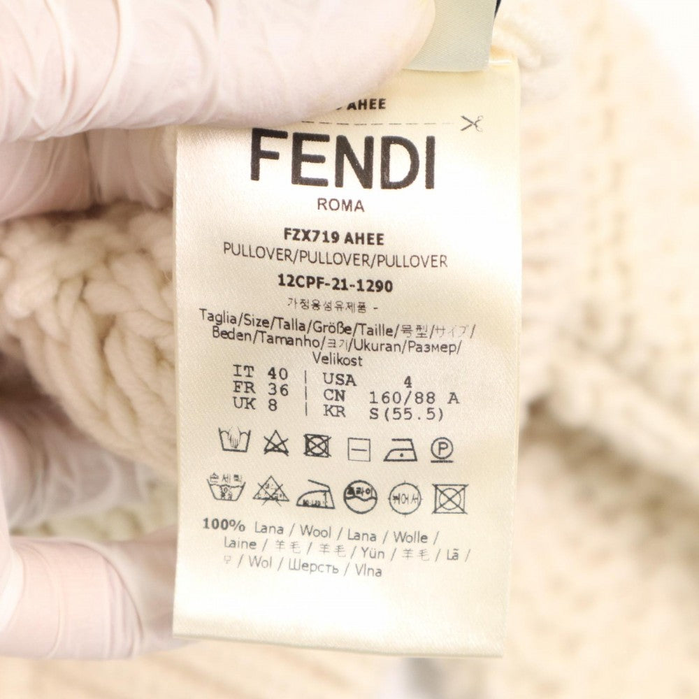 FENDI フェンディ ニット FFロゴ クロップドセーター セーター 長袖 服 トップス アパレル 40 FZX719 ホワイト 白 ゴールド金具 秋 冬 ウール レディース【中古品】