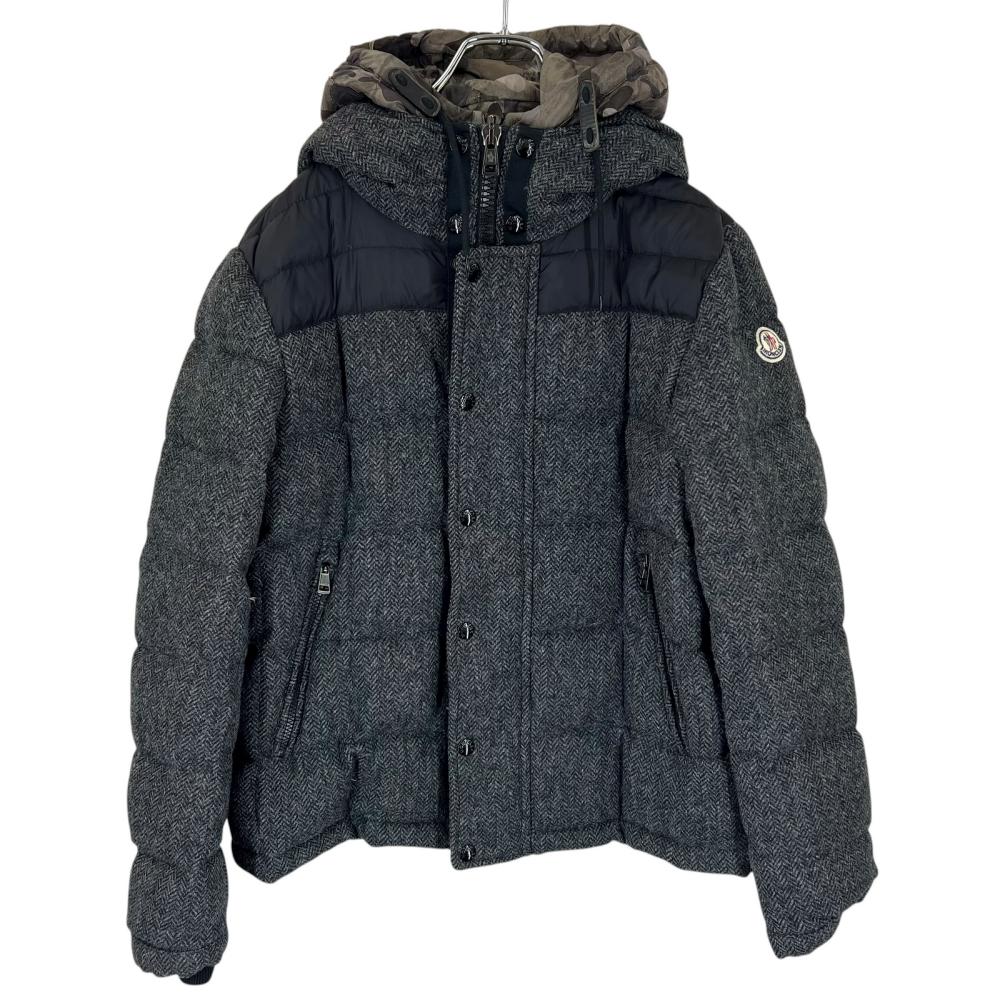 MONCLER モンクレール ダウンジャケット GUYENNE アウター カモフラージュ 迷彩 サイズ２ 320914197885 ブラック 黒 グレー 冬 ウール メンズ【中古品】