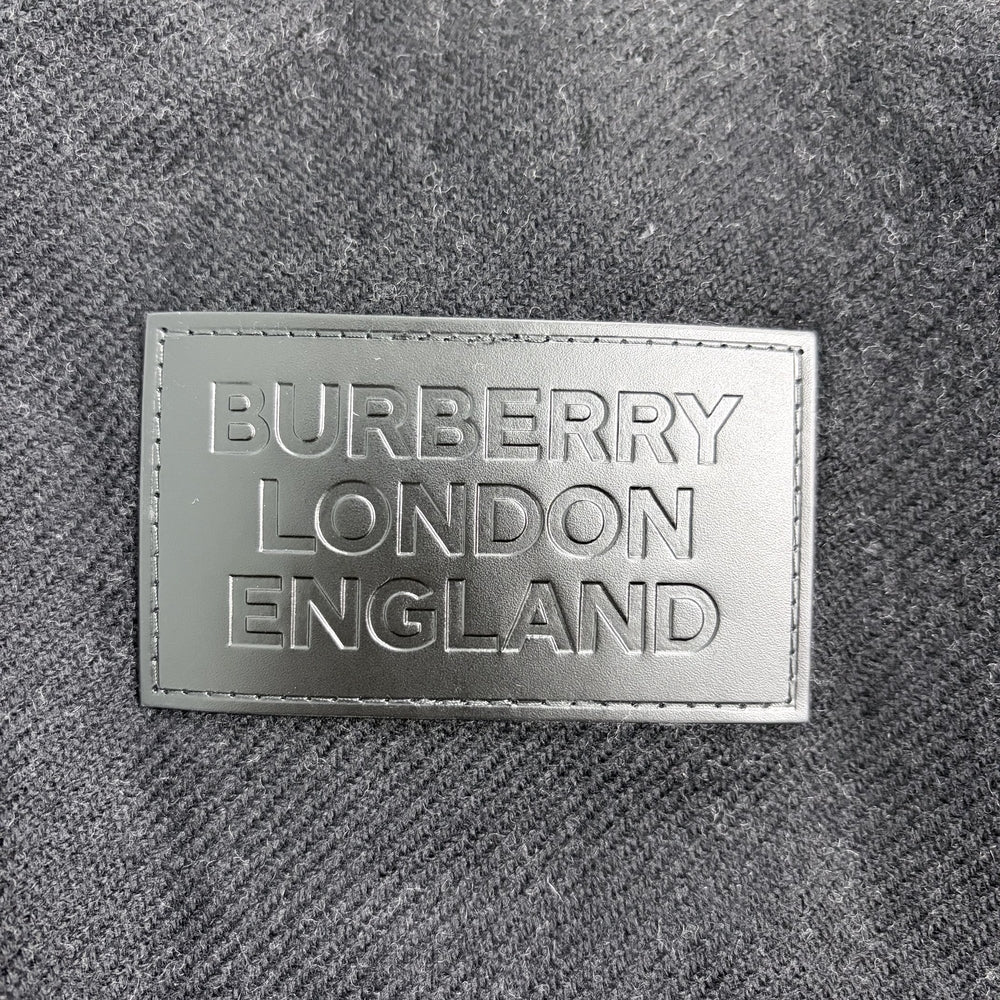 BURBERRY バーバリー ポンチョ ウールポンチョ アウター アパレル 服 ブラック 黒 ホワイト 白 春 秋 ウール レディース【中古品】
