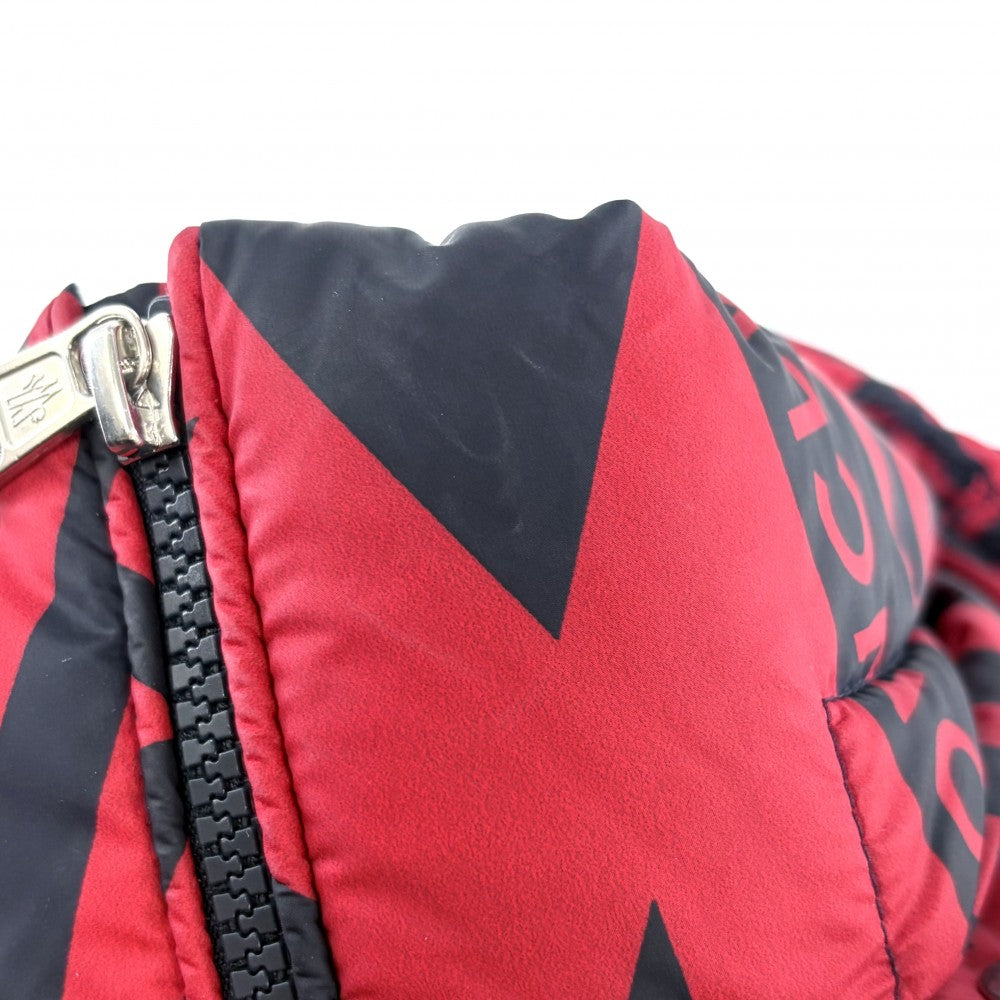 MONCLER モンクレール ダウンジャケット FRIOLAND アウター アパレル 1サイズ 服 F20911A59800 レッド 赤 ブラック 黒 ブラック金具 冬 ポリエステル メンズ【中古品】