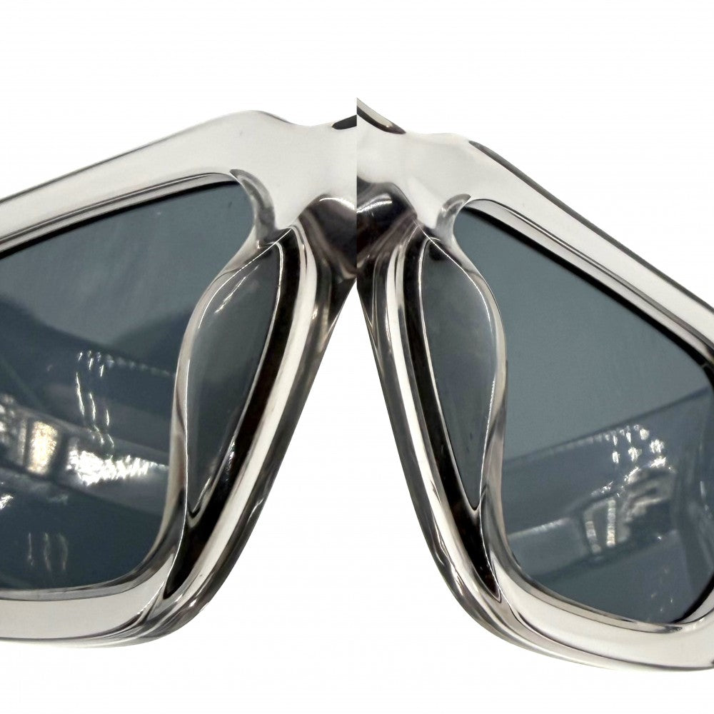 【開店SALE】 PRADA プラダ サングラス レクタンギュラーシェイプ トライアングルロゴ アイウェア 眼鏡 メンズ レディース SPR09Z アセテート クリアグレー シルバー金具 ユニセックス【中古品】