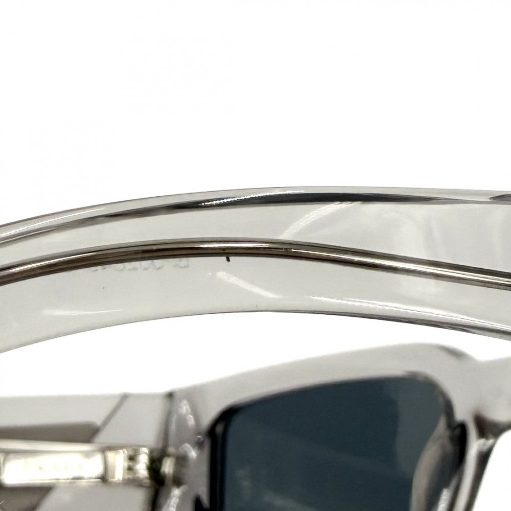 【開店SALE】 PRADA プラダ サングラス レクタンギュラーシェイプ トライアングルロゴ アイウェア 眼鏡 メンズ レディース SPR09Z アセテート クリアグレー シルバー金具 ユニセックス【中古品】