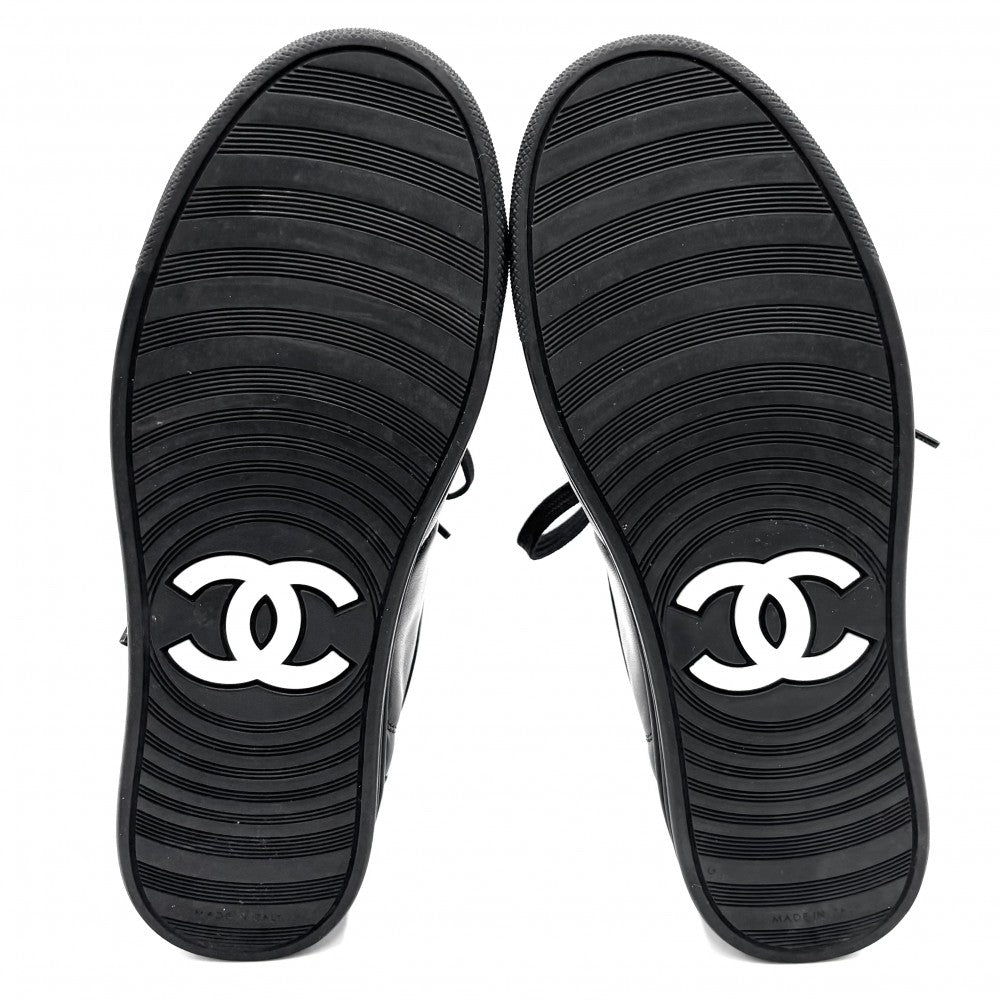 【開店SALE】 CHANEL シャネル 靴 ココマーク スニーカー ローカット ロゴ ココ 35サイズ 約22cm レザー ブラック 黒 シルバー金具 レディース【中古品】