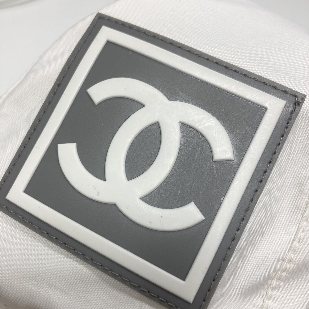 CHANEL シャネル ニットキャップ ココマーク ビーニー スポーツライン ニット帽 ファッションアイテム アパレル 冬 ポリエステル ウール ホワイト 白 ベージュ レディース【中古品】