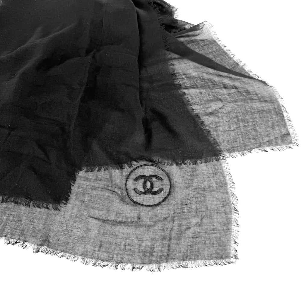 CHANEL シャネル ストール クリスマス ファッションアイテム スカーフ 春 秋 モダール カシミヤ ブラック 黒 レディース【中古品】