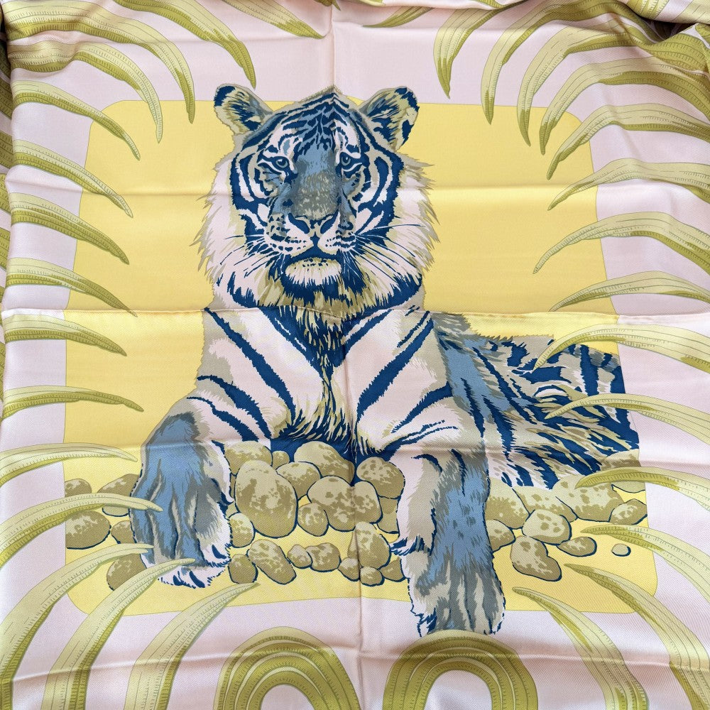 【開店SALE】 HERMES エルメス スカーフ カレ140 Tigre Royal 王者の虎 ファッションアイテム Carres 大判 シルク オレンジ レディース【中古品】