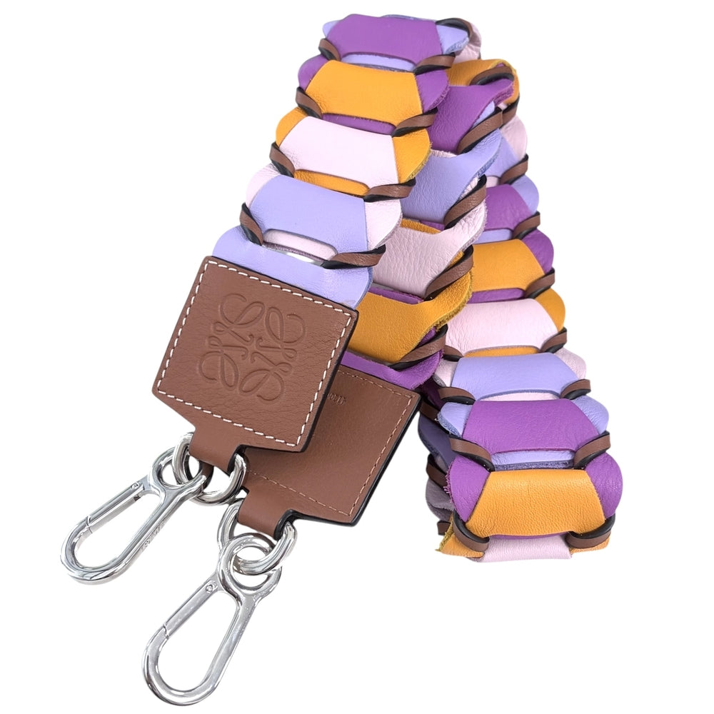 LOEWE ロエベ ファッション雑貨 ショルダーストラップ アナグラム ファッションアイテム レザー マルチカラー シルバー金具 レディース【中古品】
