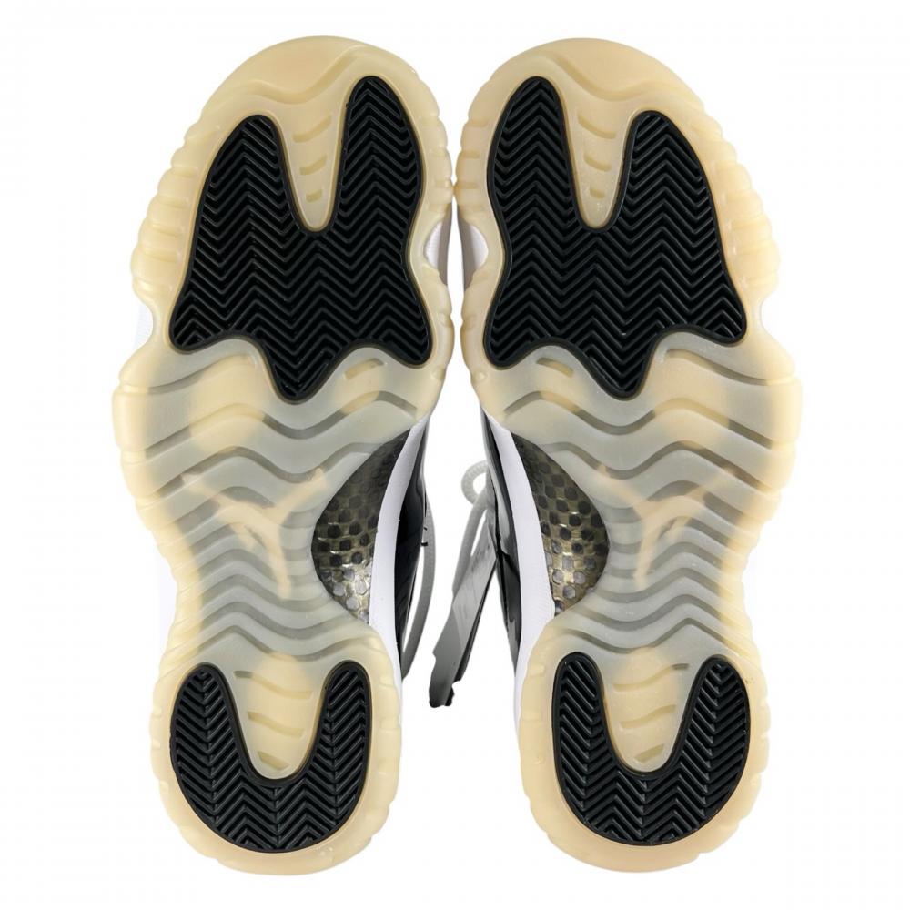 NIKE ナイキ 靴 エアジョーダン11 Retro Gratitude 26CM レザー ゴム ブラック 黒 ホワイト 白 メンズ 約1420g【中古品】