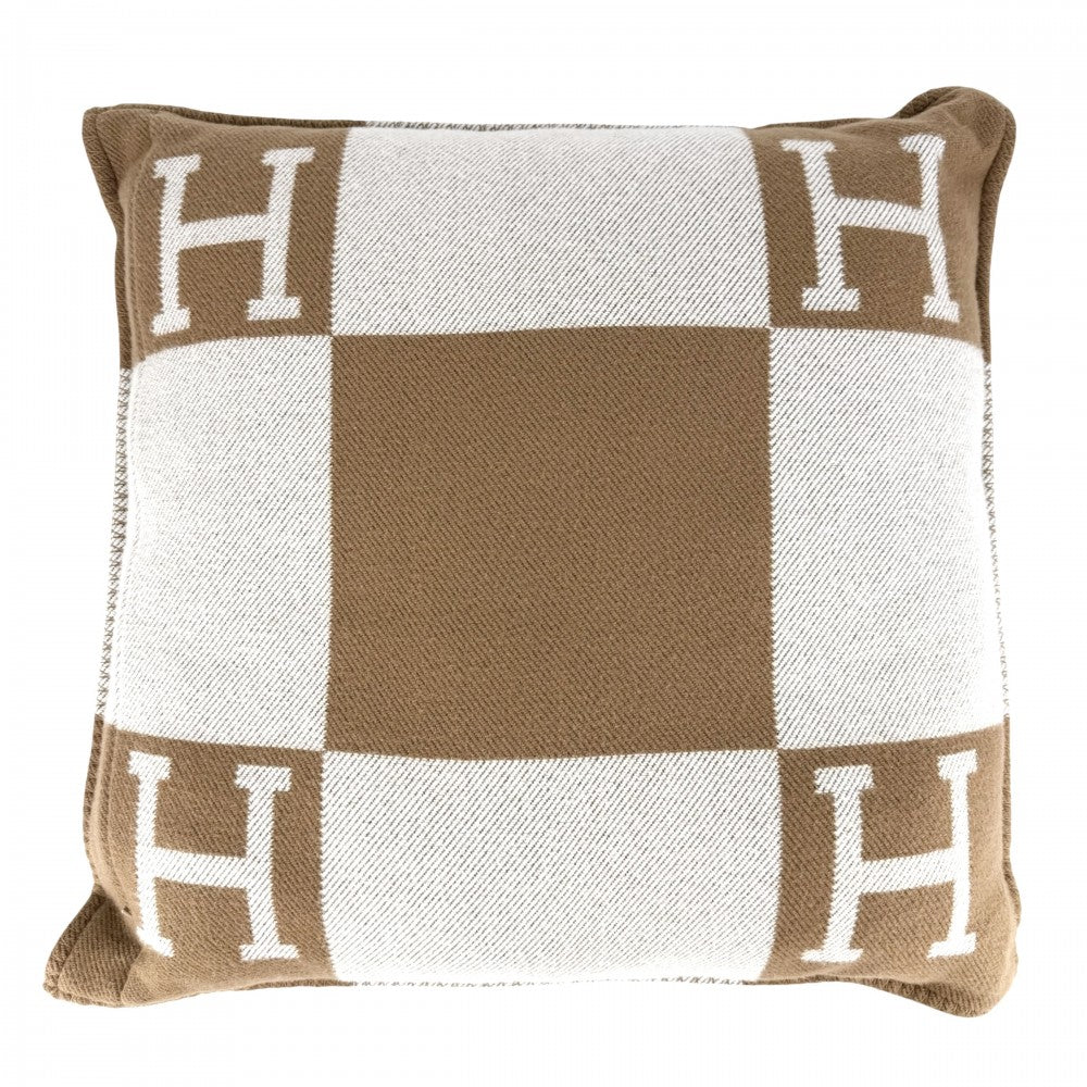 【開店SALE】 HERMES エルメス 雑貨 クッション アヴァロンGM Hロゴ インテリア メンズ レディース ウール カシミヤ ブラウン 茶 ホワイト 白 ユニセックス【中古品】