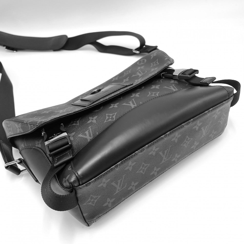 【開店SALE】 LOUIS VUITTON ルイヴィトン ショルダーバッグ モノグラムエクリプス メッセンジャー･ヴォワヤージュPM メッセンジャーバッグ M40511 ブラック 黒 シルバー金具 メンズ【中古品】