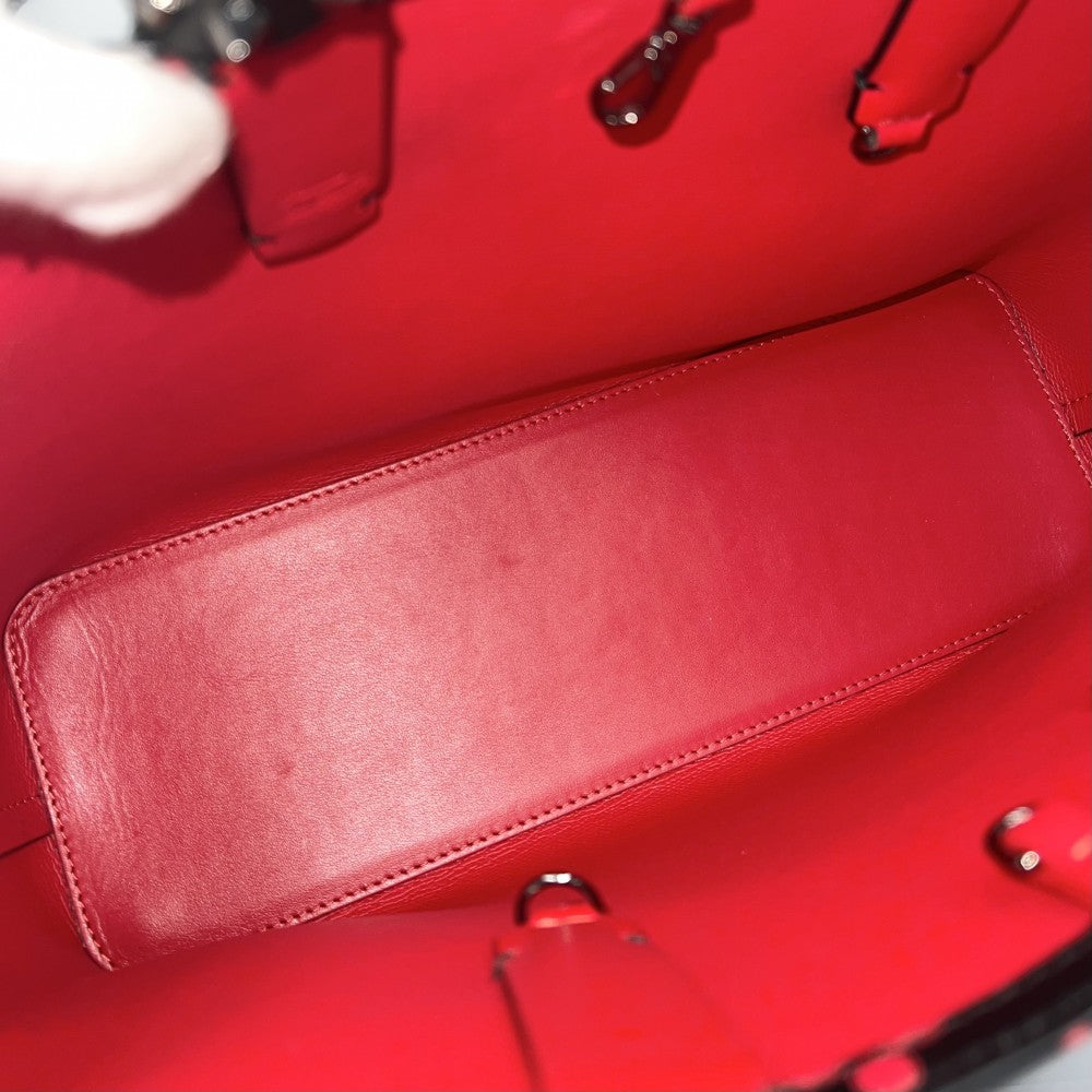 Christian Louboutin クリスチャンルブタン トートバッグ カバタ ルビインザスカイ ハンドバッグ CABATA スタッズ ポーチ付き レザー ブラック 黒 レッド 赤 ガンメタル金具 レディース【中古品】