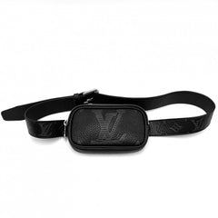 【開店SALE】 LOUIS VUITTON ルイヴィトン ウエストバッグ サンチュールシグネチャーポケット ウエストポーチ ベルトバッグ 95/38 MP282 トリヨンレザー ブラック 黒 シルバー金具 メンズ【中古品】