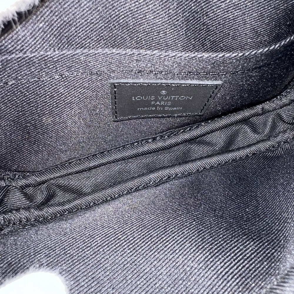 LOUIS VUITTON ルイヴィトン ウエストバッグ サンチュールシグネチャーポケット ウエストポーチ ベルトバッグ 95/38 MP282 トリヨンレザー ブラック 黒 シルバー金具 メンズ【中古品】