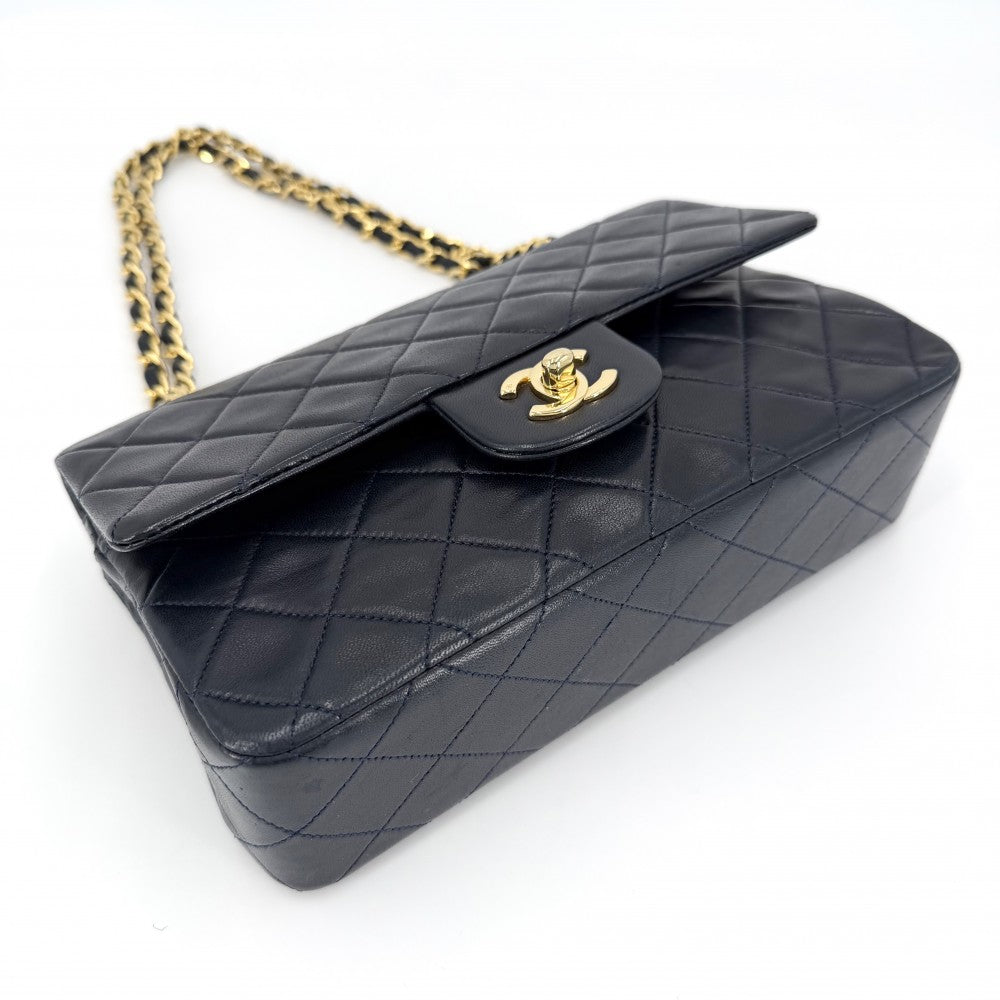 CHANEL シャネル ショルダーバッグ マトラッセ23 ダブルチェーン ダブルフラップ ココマーク ターンロック ラムスキン ネイビー 紺 ゴールド金具 レディース【中古品】
