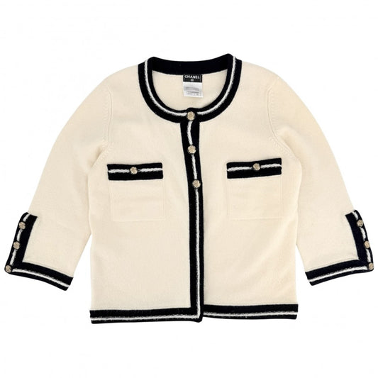 CHANEL シャネル カーディガン ニット ココマーク ココボタン ヴィンテージ アパレル 服 36 P37399K02429 ホワイト 白 ネイビー 紺 ゴールド金具 春 秋 冬 カシミヤ レディース【中古品】
