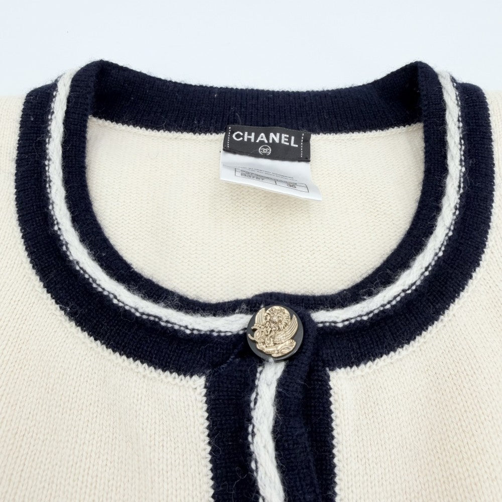 【開店SALE】 CHANEL シャネル カーディガン ニット ココマーク ココボタン ヴィンテージ アパレル 服 36 P37399K02429 ホワイト 白 ネイビー 紺 ゴールド金具 春 秋 冬 カシミヤ レディース【中古品】