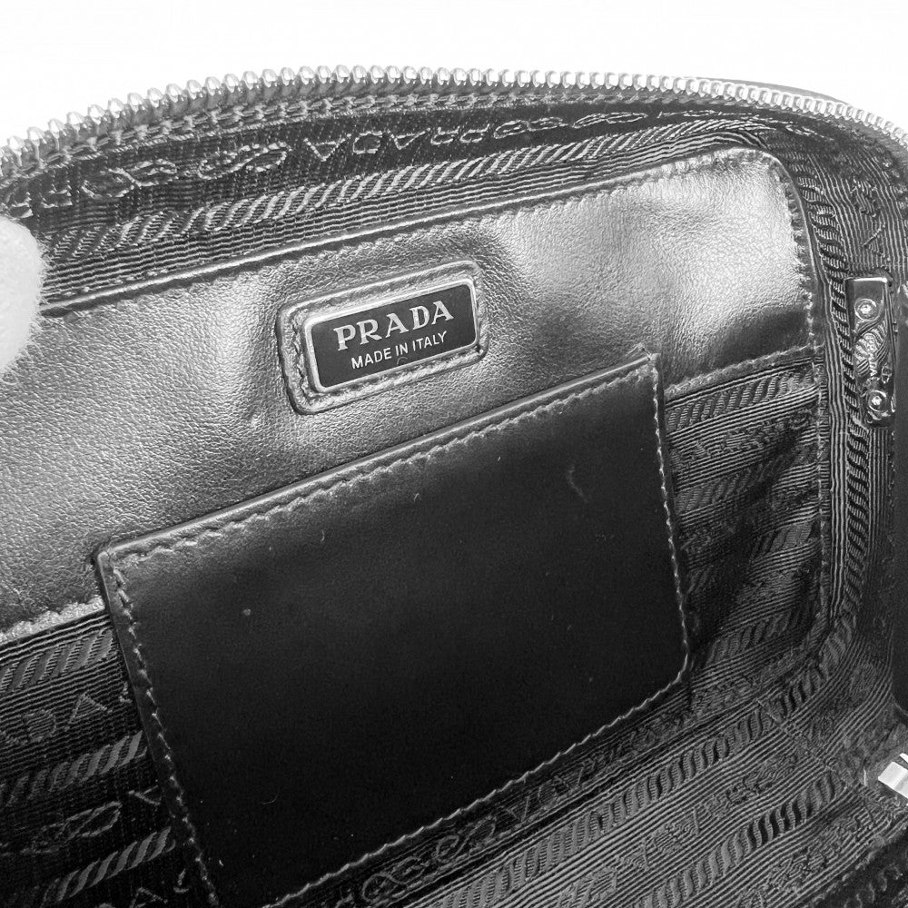 PRADA プラダ ショルダーバッグ Re-Nylon ブリック トライアングルロゴ メンズ レディース 2VH173 レザー ブラック 黒 シルバー金具 ユニセックス【中古品】