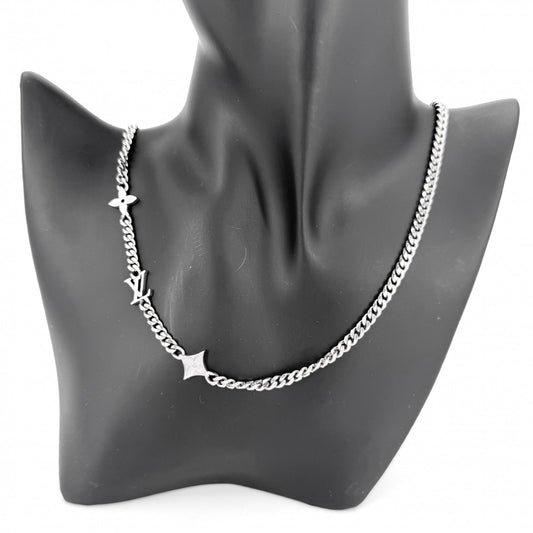 LOUIS VUITTON ルイヴィトン ネックレス モノグラムフラワー ネックレス･モノグラム ロウ アクセサリー M01490 シルバー メンズ 約25.9g【中古品】